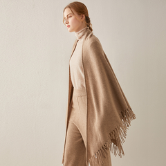 Fringed Cashmere Shawl in Yellow Camel - Luxurious Baroque Style for Winter, Spring, and Autumn Elegance